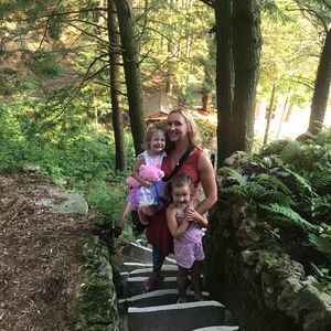 Meet your Posher, Jennifer